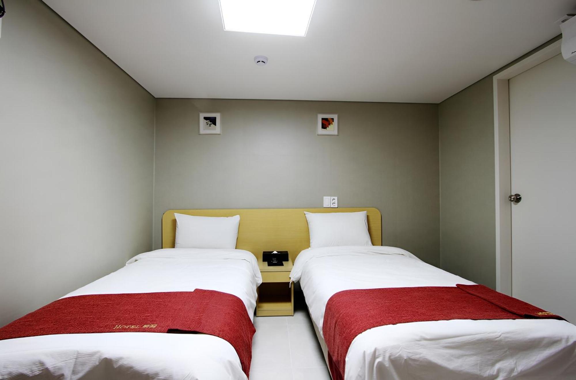 Hotel Myeongdong Szöul Kültér fotó