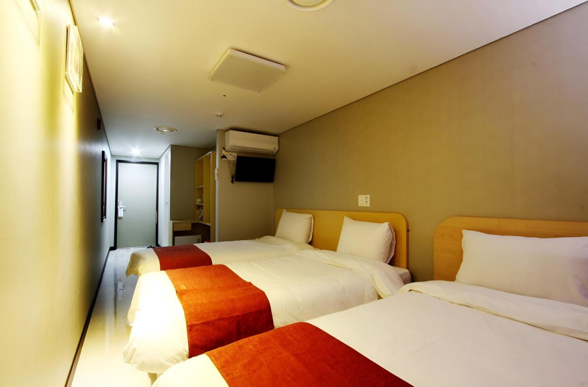 Hotel Myeongdong Szöul Kültér fotó