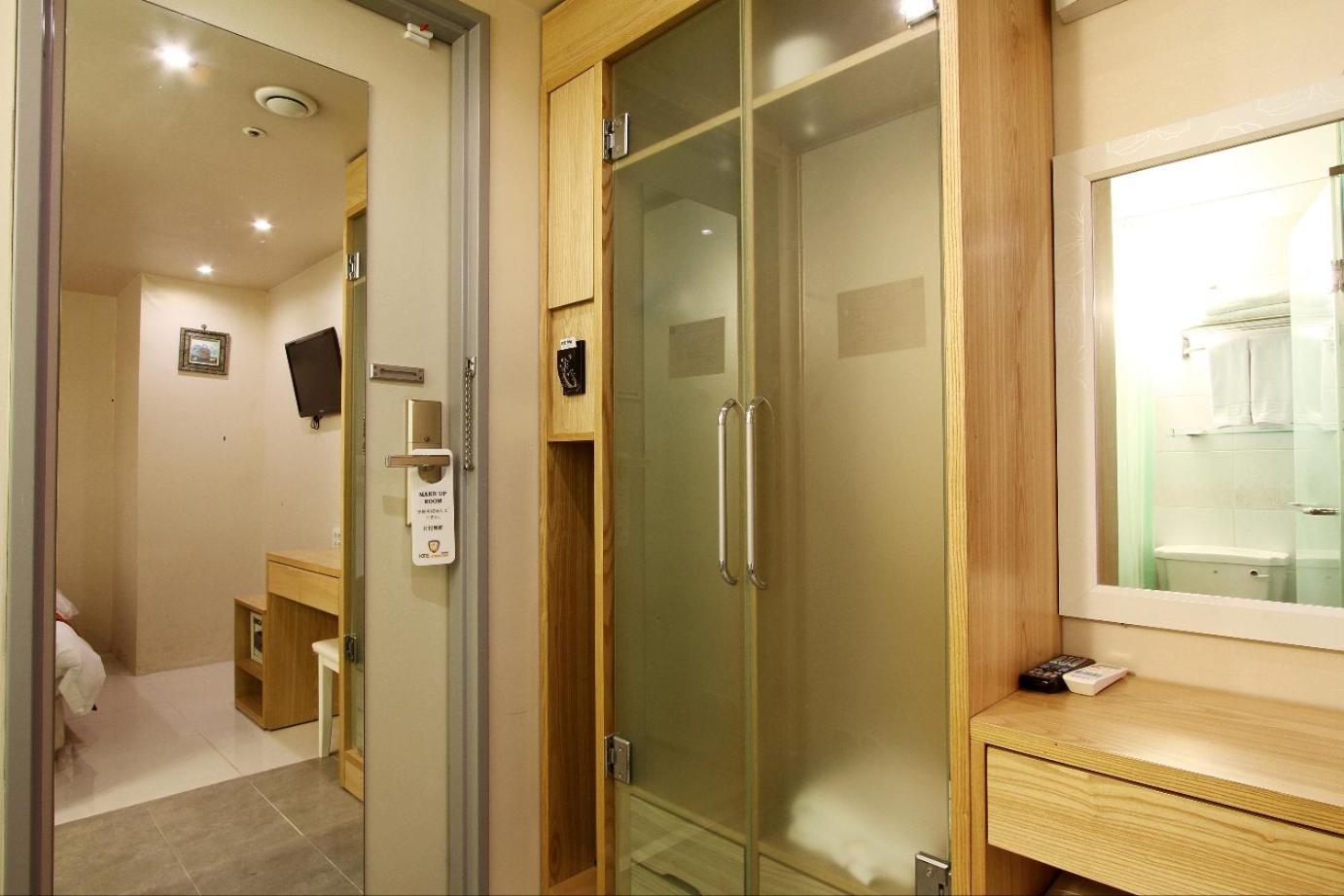 Hotel Myeongdong Szöul Kültér fotó