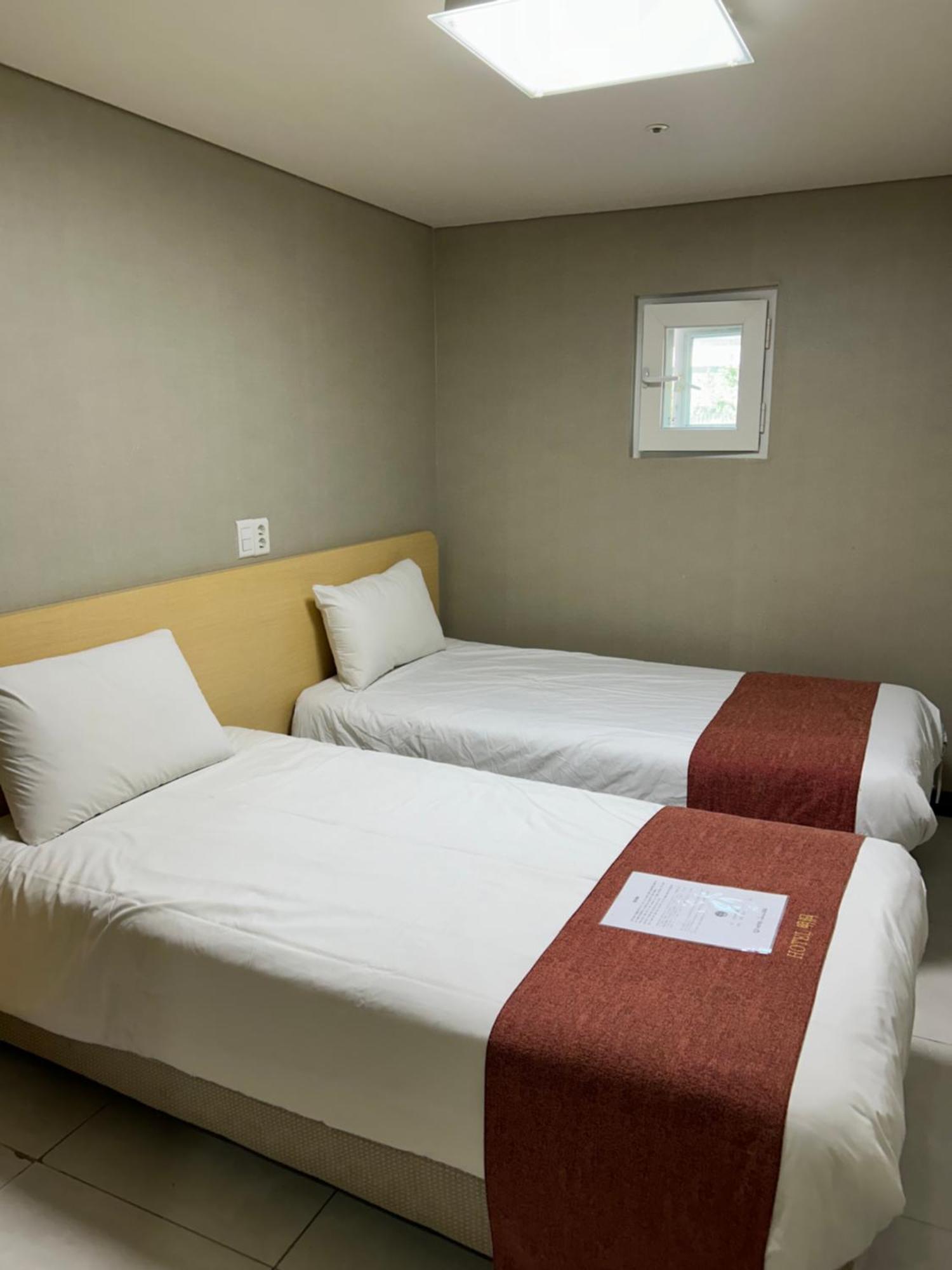 Hotel Myeongdong Szöul Kültér fotó